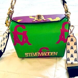 Steve Madden - KINDER Green Box Bag